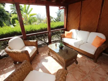 Geräumiges Ferienhaus mit Kaminofen und Terrasse - Photo 4