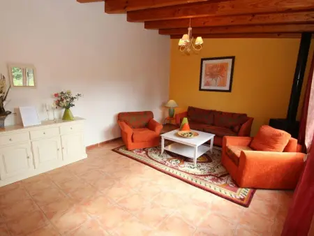 Geräumiges Ferienhaus mit Kaminofen und Terrasse - Photo 6