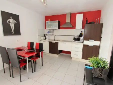 Apartment mit Terrasse, Pool und Garten, Appartement 43 personnes à Playa San Juan - Photo 47