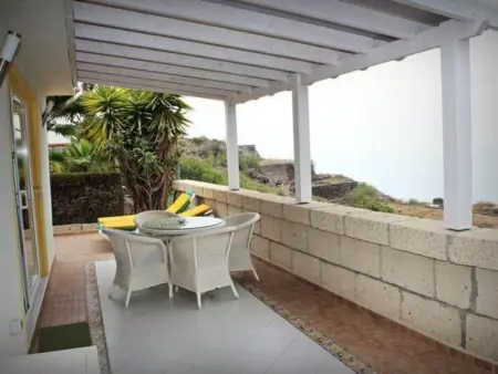Casa Romeo mit Kaminofen und Sonnenterrasse, Maison 4 personnes à Playa San Juan - Photo 7