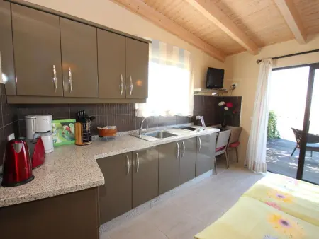 Kleines Ferienhaus mit Terrasse für zwei Personen - Photo 4