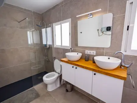 Grosses Haus mit eigenem Pool, Maison 4 personnes à Agaete - Photo 30