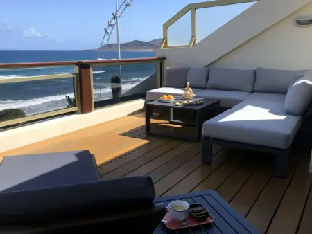 Schöne Ferienwohnung direkt am Strand, Appartement 4 personnes à Las Palmas - Photo 2