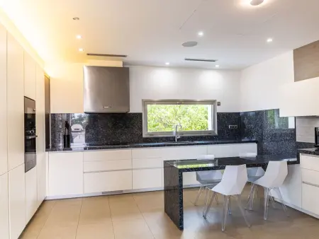 VILLA KANN VIERZEHN, Maison 14 personnes à Roca Llisa - Photo 14