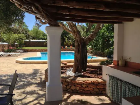 Renoviertes Ferienhaus in Sant Carles De Peralta mit Eigenem Pool - Photo 1