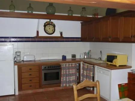Renoviertes Ferienhaus in Sant Carles De Peralta mit Eigenem Pool - Photo 3