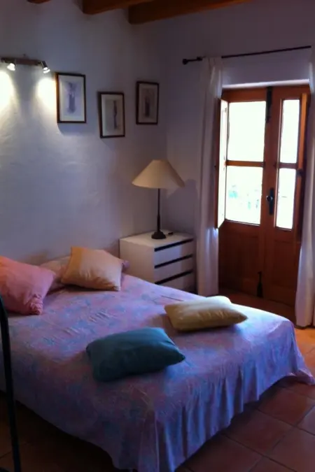 Renoviertes Ferienhaus in Sant Carles De Peralta mit Eigenem Pool - Photo 9