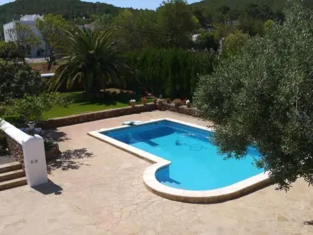 Renoviertes Ferienhaus in Sant Carles De Peralta mit Eigenem Pool - Photo 15