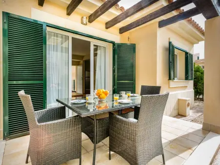 Modernes Apartment mit Gemeinschaftspool, Appartement 4 personnes à Cala Pi - Photo 2