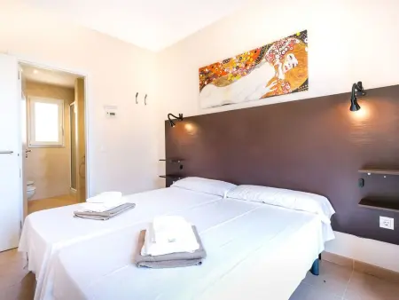 Mediterrane Doppelhaushälfte mit Garten, Maison 4 personnes à Cala Pi - Photo 9