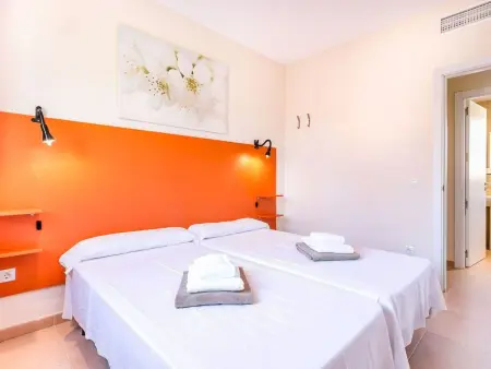 Mediterrane Doppelhaushälfte mit Garten, Maison 4 personnes à Cala Pi - Photo 13