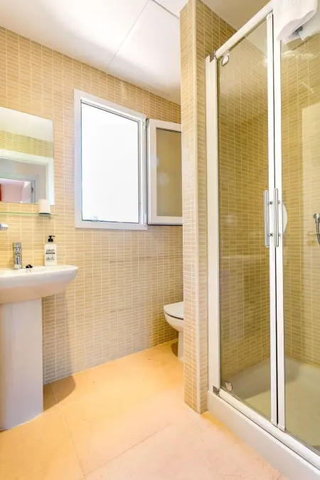 Mediterrane Doppelhaushälfte mit Garten, Maison 4 personnes à Cala Pi - Photo 14