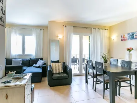 Wohnung mit gemeinsamem Pool, Grill und Meerblick - Photo 7