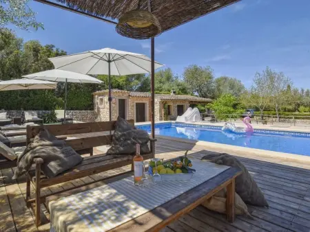Schönes Landhaus in der Nähe von Manacor mit Pool und Klimaanlage - Photo 2