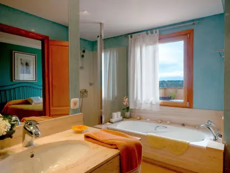 Villa mit 5 Schlafzimmern und Pool auf dem Lande - Photo 21