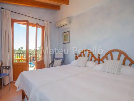 Villa mit 5 Schlafzimmern und Pool auf dem Lande - Photo 25