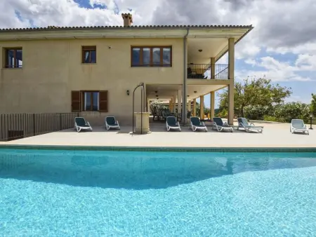 Ferienvilla mit Garten, Grill und Terrasse, Maison 10 personnes à Campanet - Photo 2