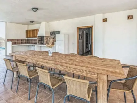 Ferienvilla mit Garten, Grill und Terrasse, Maison 10 personnes à Campanet - Photo 12