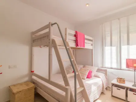 Charmantes Ferienhaus mit großer Terrasse, Maison 6 personnes à Betlem - Photo 9