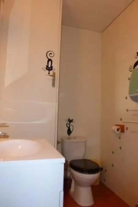 Gemütliches Steinhaus mit toller Sonnenterrasse inmitten von Feldern und Wiesen - Photo 6