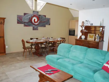 mit Gemeinschaftsgarten und Grill, Maison 8 personnes à Wintzenheim - Photo 16