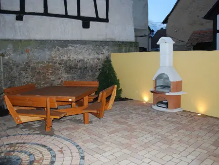 mit Gemeinschaftsgarten und Grill, Maison 8 personnes à Wintzenheim - Photo 21