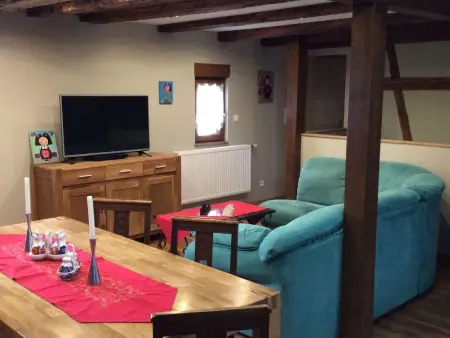 Dorfhaus mit Privatparkplatz, Maison 6 personnes à Wintzenheim - Photo 7