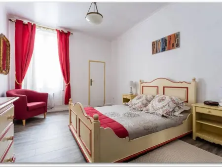 mit eigenem Parkplatz, Appartement 2 personnes à Béziers - Photo 1