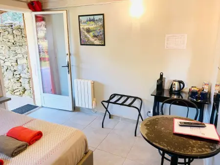 Studiowohnung mit Terrasse - Pool, Tennis, Bouleplatz - Photo 20