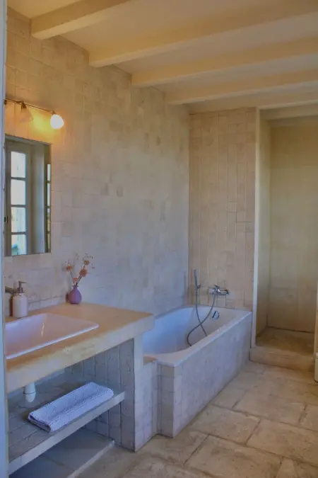 Mas, Appartement 4 personnes à Arles - Photo 14