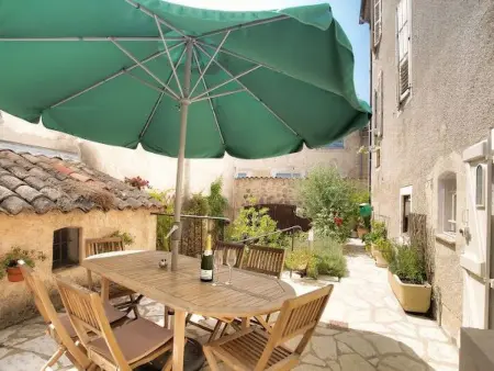 SCHÖNES STUDIO MIT GARTEN FÜR 2 IM DORF, Appartement 2 personnes à Valbonne - Photo 6