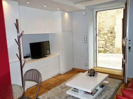 SCHÖNES STUDIO MIT GARTEN FÜR 2 IM DORF, Appartement 2 personnes à Valbonne - Photo 23
