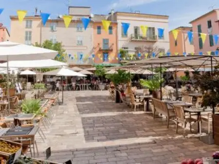 SCHÖNES STUDIO MIT GARTEN FÜR 2 IM DORF, Appartement 2 personnes à Valbonne - Photo 33