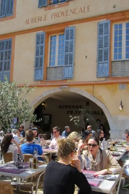 SCHÖNES STUDIO MIT GARTEN FÜR 2 IM DORF, Appartement 2 personnes à Valbonne - Photo 36