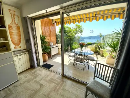 Studio mit großzügiger Terrasse und Panoramablick - Photo 5