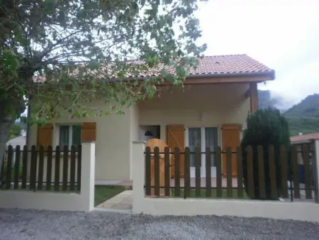 Barrierefreies Haus mit Garten und Terrasse, Maison 4 personnes à Tarascon sur Ariège - Photo 1