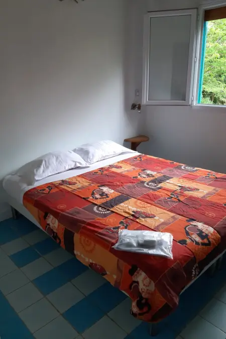 Holzbungalow, 3 Schlafzimmer, Meerblick, privater Jacuzzi - Photo 5