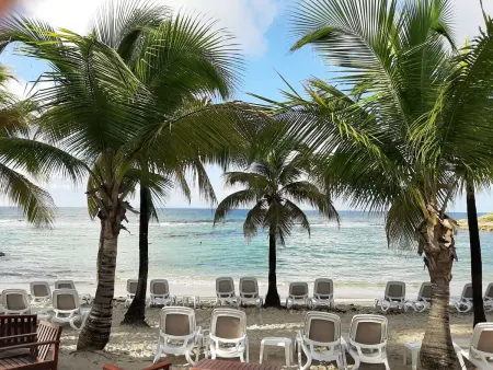 Appart mit Meerblick, Pool und Strand 150m entfernt - Photo 3