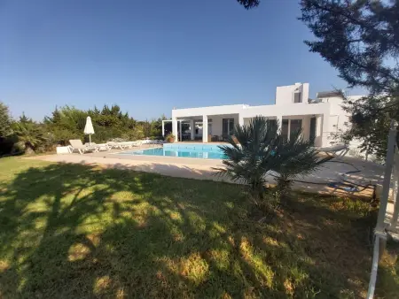 Villa Chevalier, Maison 7 personnes à Gennadi - Photo 1