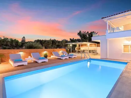 Villa  Etoile Villa  mit Blick auf das Wasser, Maison 9 personnes à Agios Nikolaos (Crete) - Photo 1