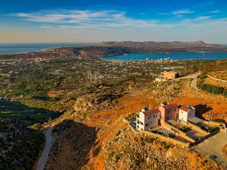 Villa Mari  mit privatem Pool, Maison 10 personnes à Agia Marina - Photo 7