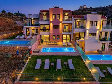 Villa Mari  mit privatem Pool, Maison 10 personnes à Agia Marina - Photo 8
