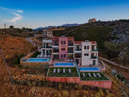 Villa Mari  mit privatem Pool, Maison 10 personnes à Agia Marina - Photo 91