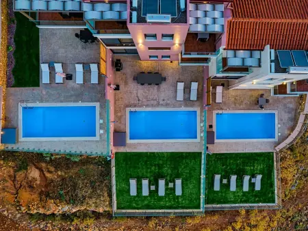 Villa Mari  mit privatem Pool, Maison 10 personnes à Agia Marina - Photo 92