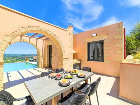 Hütte  Villa Vardis  mit eigenem Pool, Maison 8 personnes à Georgioupoli - Photo 2