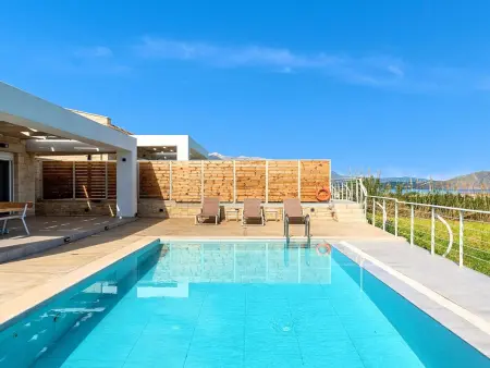 in Georgioupoli mit Privatem Pool und Meerblick, Maison 24 personnes à Georgioupoli - Photo 4