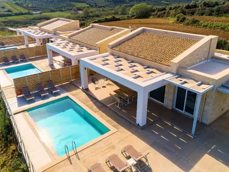in Georgioupoli mit Privatem Pool und Meerblick, Maison 24 personnes à Georgioupoli - Photo 10