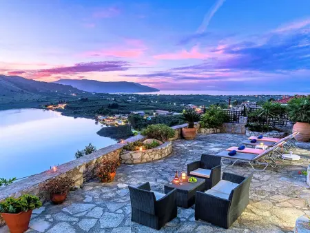 Ferienvilla  Du Lac Omega  mit privatem Pool, Maison 8 personnes à Georgioupoli - Photo 1