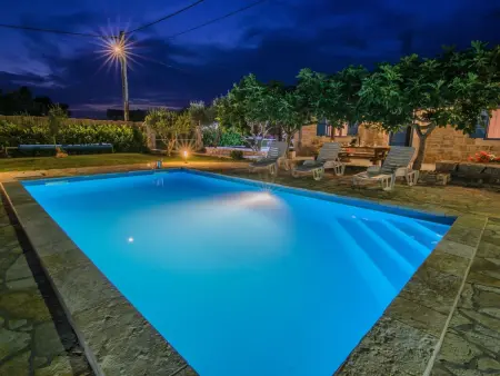 in Posedarje mit großem Garten, Maison 8 personnes à Posedarje - Photo 10