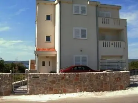 Apartments Delfini mit Panoramablick auf das Meer - Photo 7